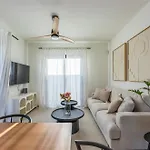 Appartement Urban Chill Private Pool By Holidays