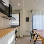Appartement Urban Chill Private Pool By Holidays