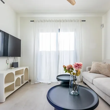 Appartement Urban Chill Private Pool By Holidays