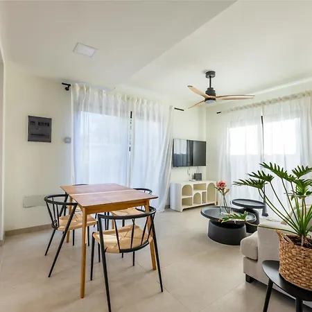 Urban Chill Private Pool By Holidays *