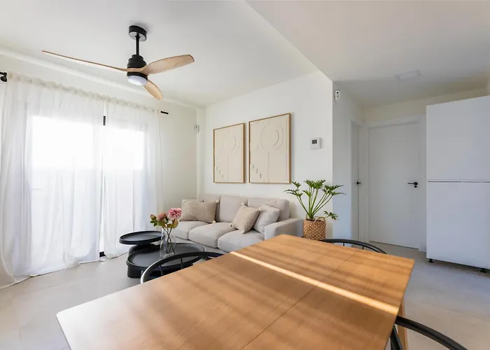 Apartment Urban Chill Private Pool By Holidays