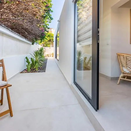 Lejlighed Urban Chill Private Pool By Holidays *
